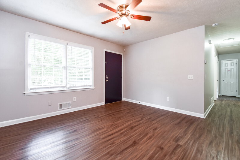 1,665/Mo, 900 Orris Lane Mableton, GA 30126 Living Room View 2