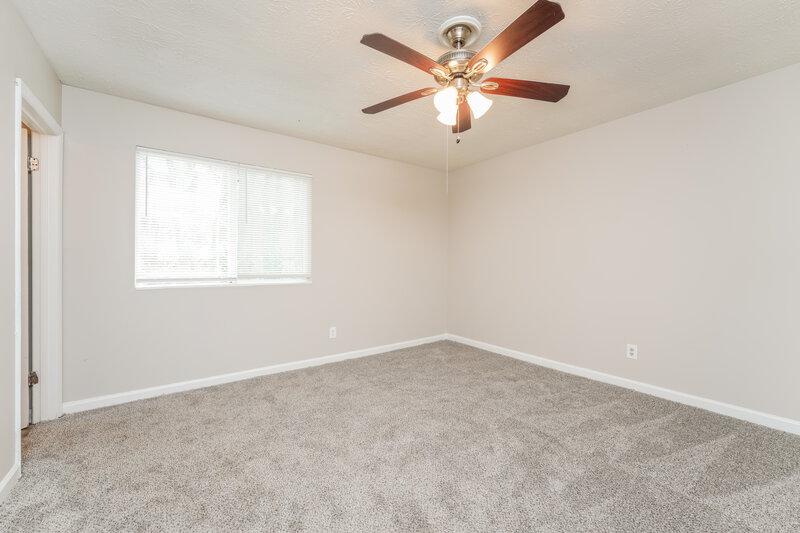 1,690/Mo, 4964 Galbraith Circle Stone Mountain, GA 30088 Main Bedroom View