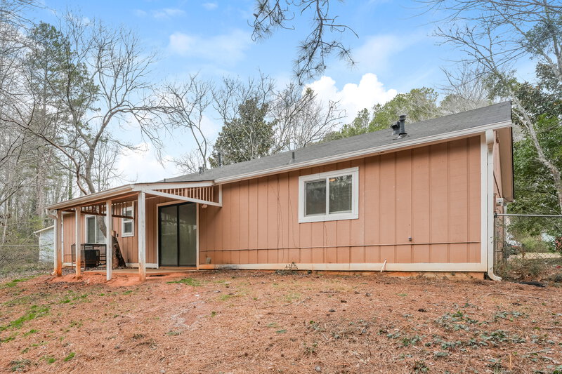 1,690/Mo, 4964 Galbraith Circle Stone Mountain, GA 30088 Rear View