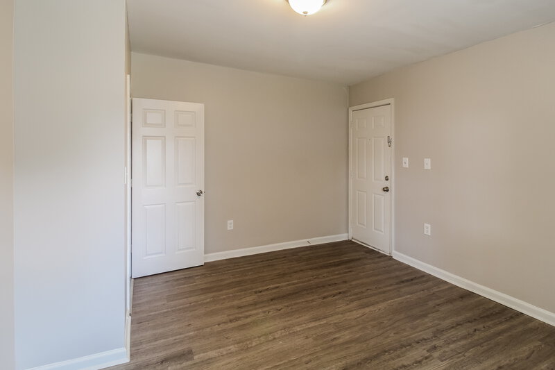 1,960/Mo, 1135 Clark Street Clarkston, GA 30021 Main Bedroom View