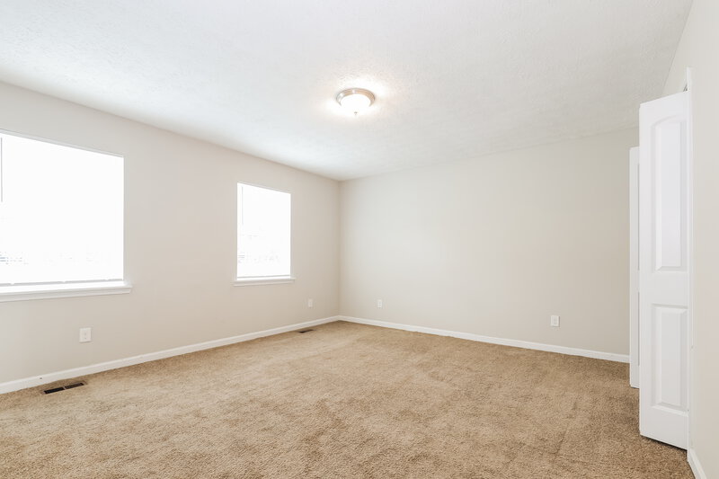 1,620/Mo, 6916 Cumberland Circle Riverdale, GA 30296 Main Bedroom View 2