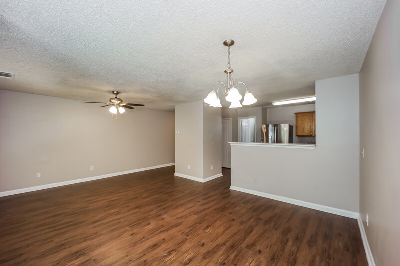 1,915/Mo, 1315 Maple Valley Court Union City, GA 30291 Dining Room View 2