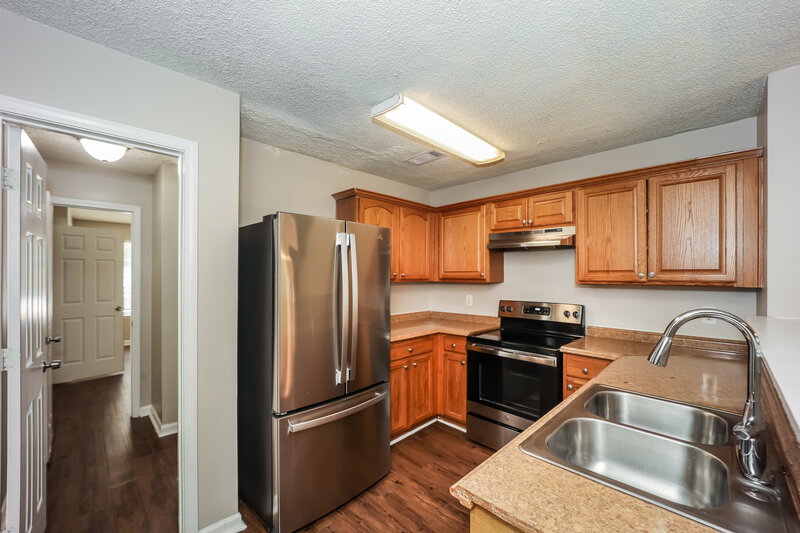 1,915/Mo, 1315 Maple Valley Court Union City, GA 30291 Kitchen View
