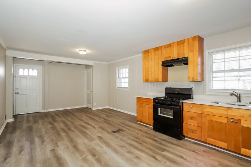 1,740/Mo, 3276 Elm St College Park, GA 30337 Misc View 6