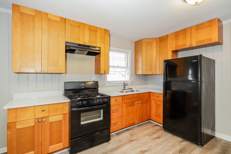 1,740/Mo, 3276 Elm St College Park, GA 30337 Misc View 7