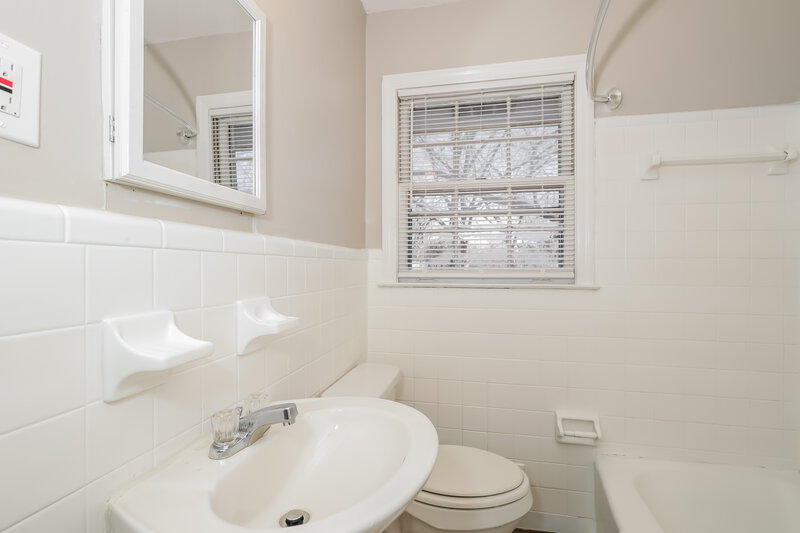 1,740/Mo, 3276 Elm St College Park, GA 30337 Misc View 11