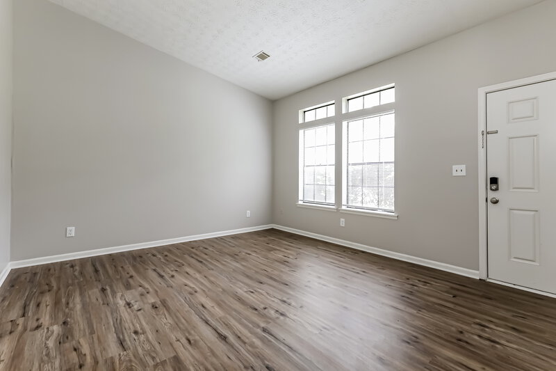 1,590/Mo, 8067 Flamingo Drive Jonesboro, GA 30238 Living Room View