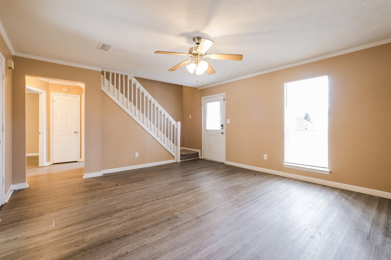 1,605/Mo, 11010 Highridge Court Hampton, GA 30228 Living Room View