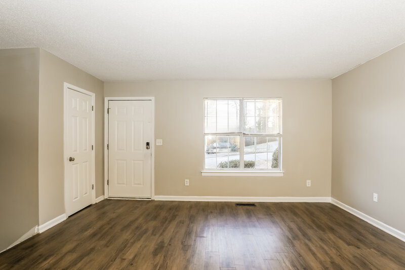 2,005/Mo, 3467 Meadowlane Place SW Atlanta, GA 30331 Living Room View