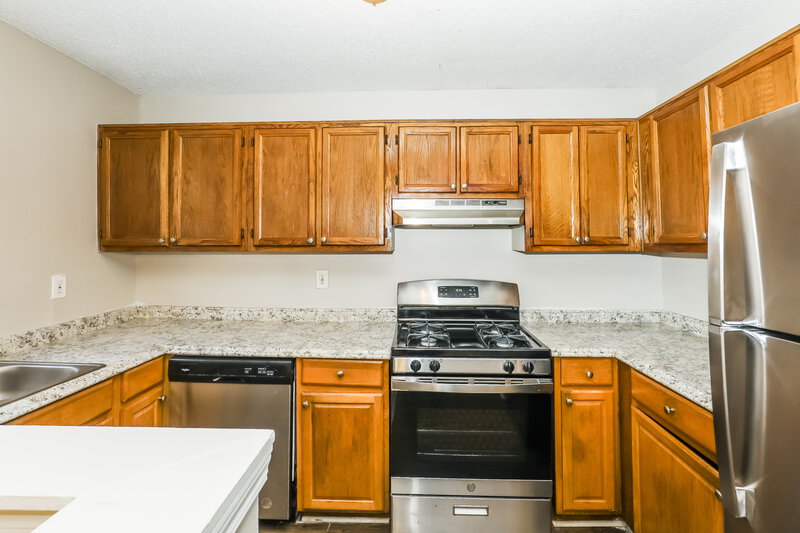 2,005/Mo, 3467 Meadowlane Place SW Atlanta, GA 30331 Kitchen View