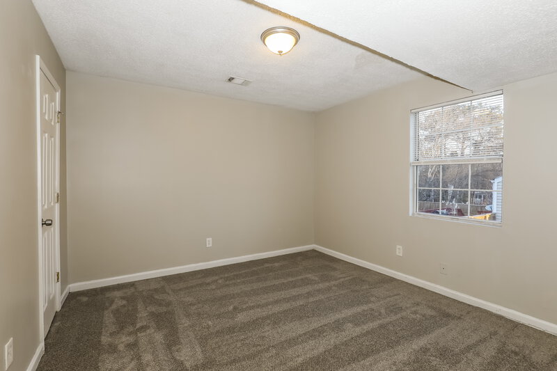 2,005/Mo, 3467 Meadowlane Place SW Atlanta, GA 30331 Family Room View