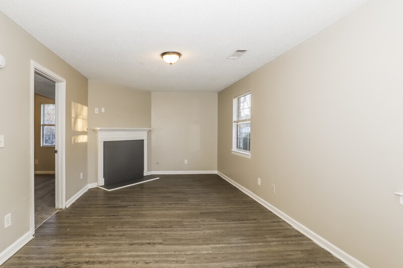 2,005/Mo, 3467 Meadowlane Place SW Atlanta, GA 30331 Family Room View 2