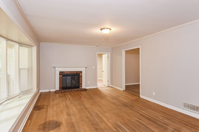 1,645/Mo, 4630 CRESANT LN Douglasville, GA 30135 Living Room View