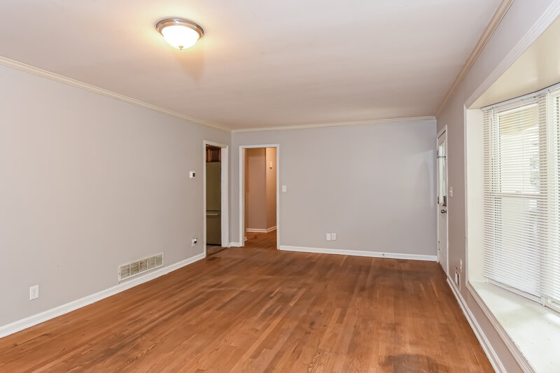 1,645/Mo, 4630 CRESANT LN Douglasville, GA 30135 Living Room View 3