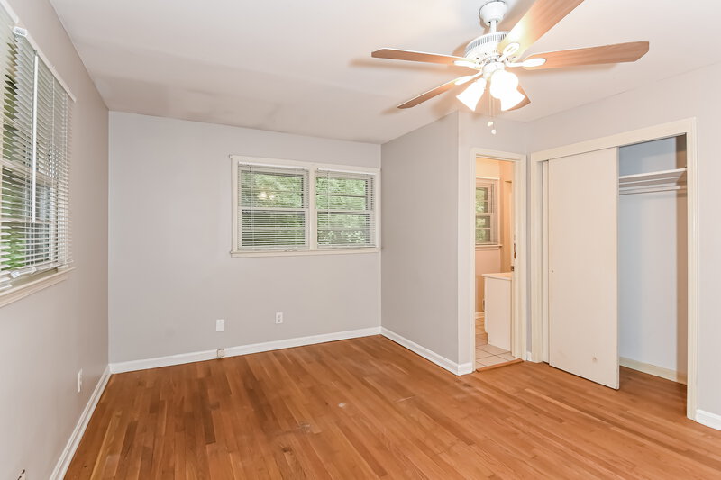 1,645/Mo, 4630 CRESANT LN Douglasville, GA 30135 Main Bedroom View 2