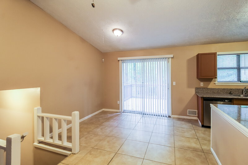 1,785/Mo, 3276 Deshong Drive Stone Mountain, GA 30087 Dining Room View