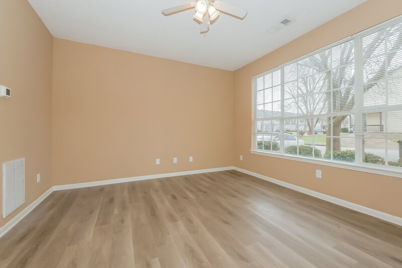 2,270/Mo, 2367 Brianna Drive Hampton, GA 30228 Living Room View