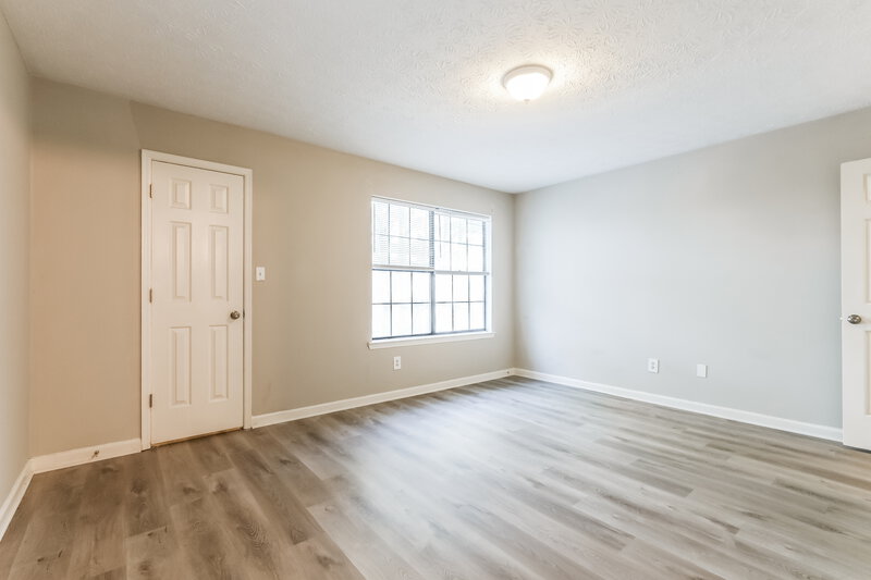 1,450/Mo, 5424 Park Pl Atlanta, GA 30349 Main Bedroom View 2