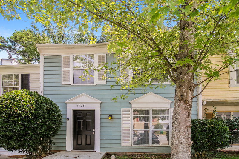 1,470/Mo, 5704 Wells Cir Stone Mountain, GA 30087 External View