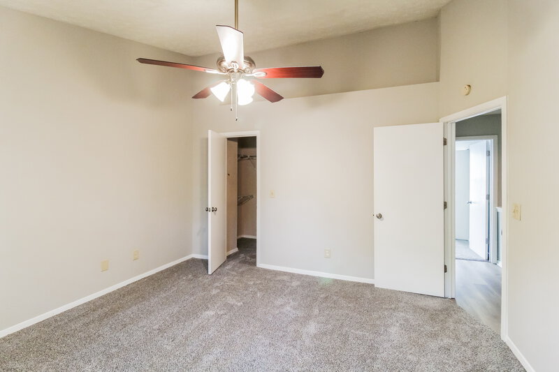 1,470/Mo, 5704 Wells Cir Stone Mountain, GA 30087 Main Bedroom View 2