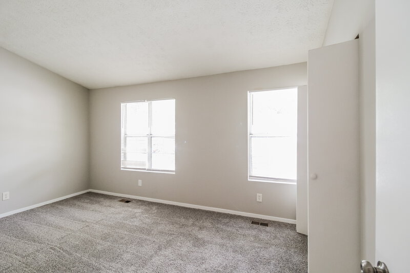 1,470/Mo, 5704 Wells Cir Stone Mountain, GA 30087 Bedroom View