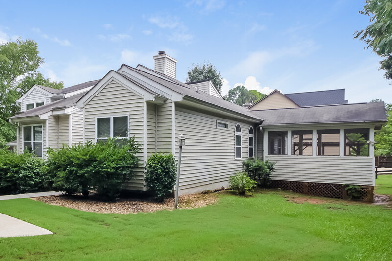 2,015/Mo, 4275 Cabretta Dr SE Smyrna, GA 30080 Front View