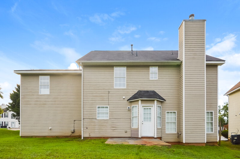 2,140/Mo, 95 Hazelhurst Dr Covington, GA 30016 Rear View
