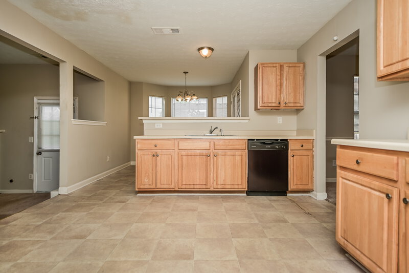 1,965/Mo, 140 Hazelhurst Dr Covington, GA 30016 Kitchen View 2