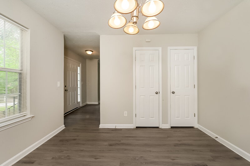 0/Mo, 2565 CLOUD LN Decatur, GA 30034 Dining Room View