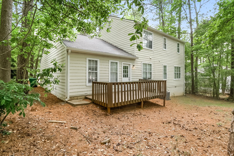 0/Mo, 2565 CLOUD LN Decatur, GA 30034 Rear View 2