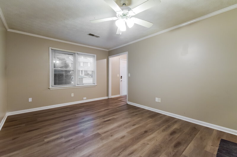 1,615/Mo, 988 Park Gate Pl Stone Mountain, GA 30083 Living Room View