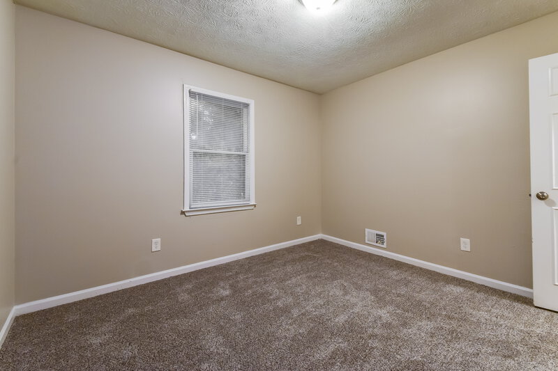 1,615/Mo, 988 Park Gate Pl Stone Mountain, GA 30083 Bedroom View