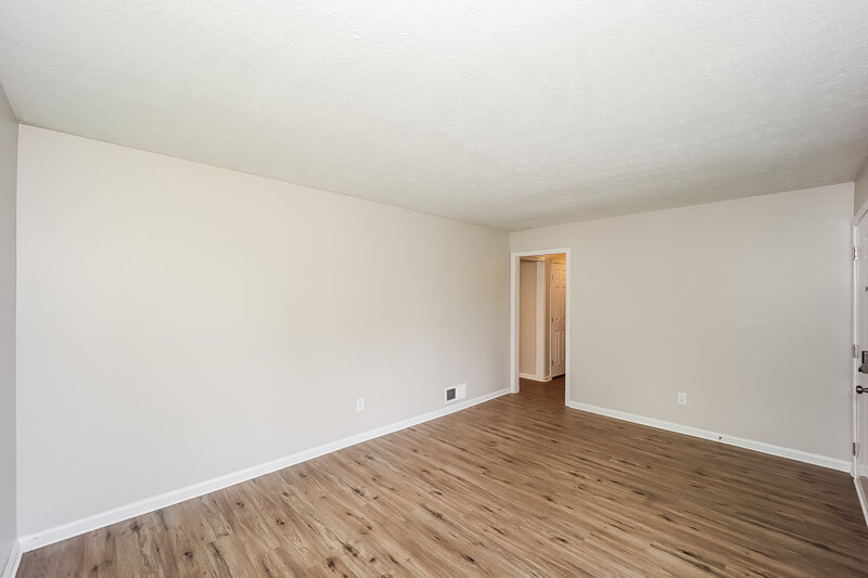 0/Mo, 1647 Lamont Ave Conley, GA 30288 Living Room View 2