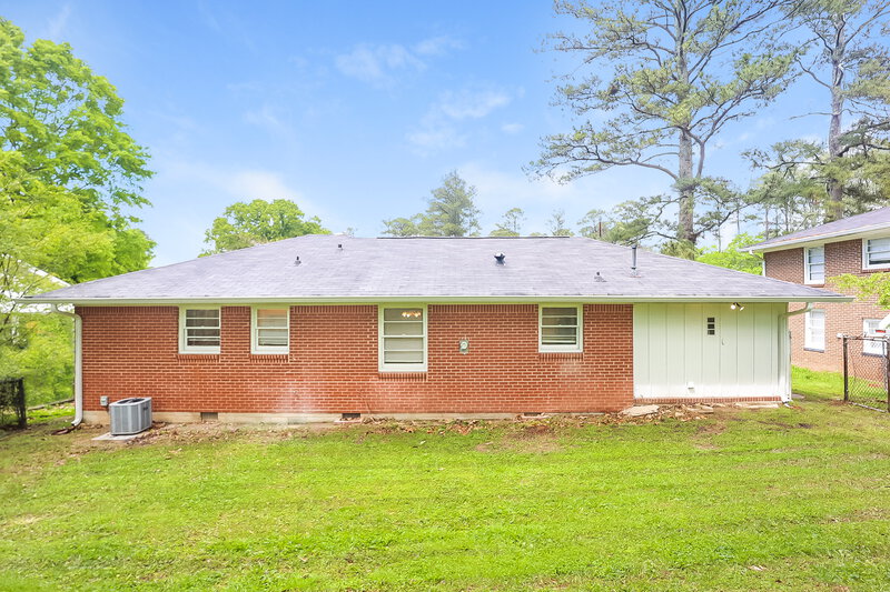 0/Mo, 1647 Lamont Ave Conley, GA 30288 Rear View