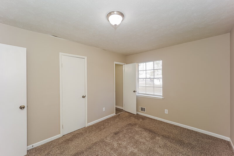 1,745/Mo, 7323 Mockingbird Trl Riverdale, GA 30274 Bedroom View 2