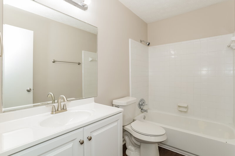 2,020/Mo, 5969 Twilight Trl Morrow, GA 30260 Bathroom View