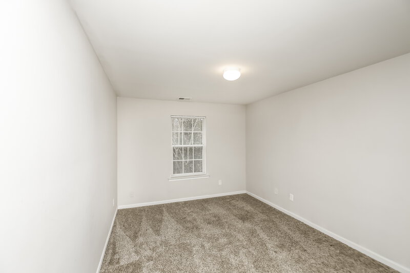 2,800/Mo, 713 Celeste Ln SW Atlanta, GA 30331 Bedroom View