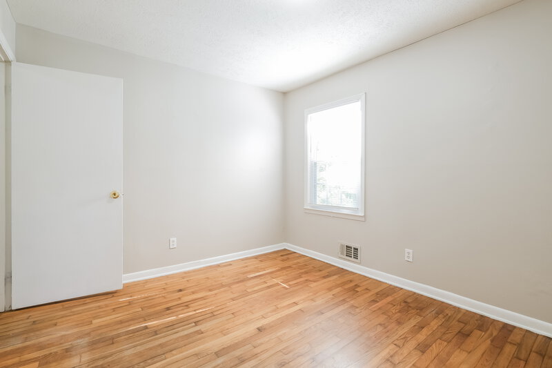 1,495/Mo, 6103 Blackhawk Trl SE Mableton, GA 30126 Bedroom View 2