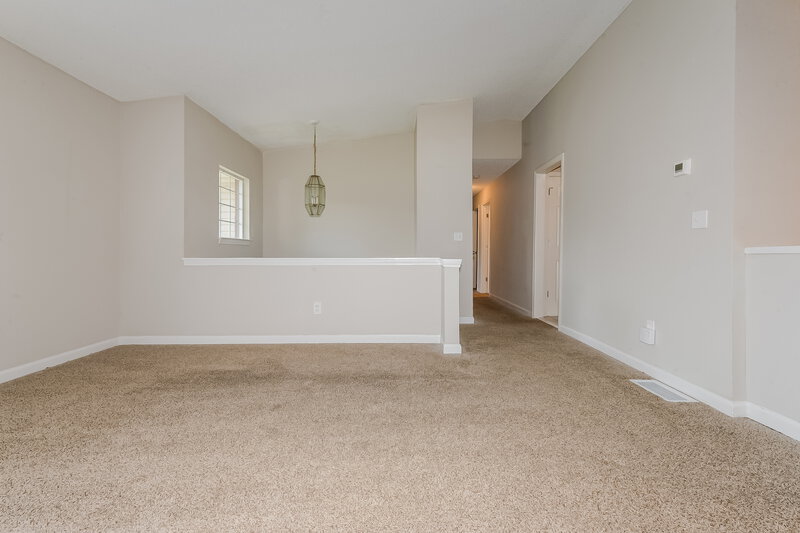 1,945/Mo, 3826 Dogwood Farm Rd Decatur, GA 30034 Living Room View