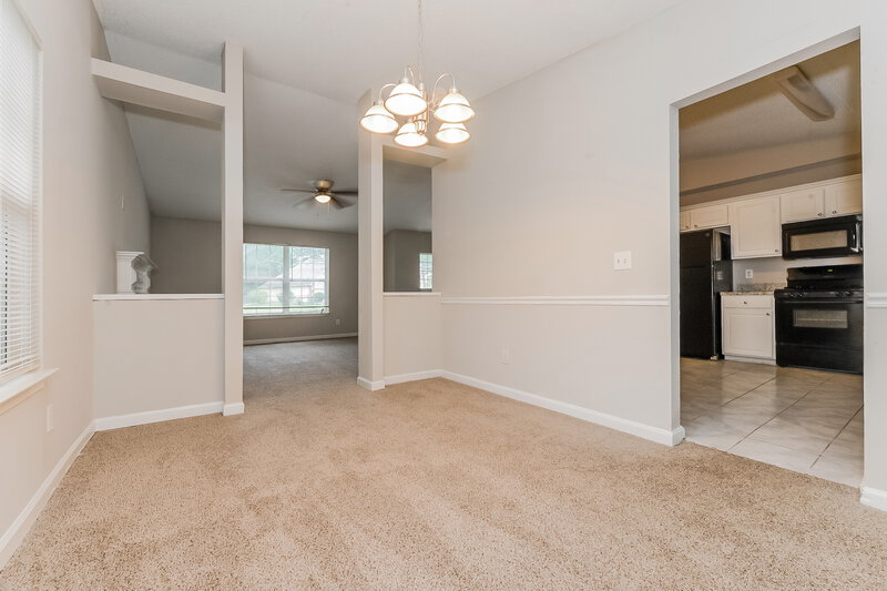 1,945/Mo, 3826 Dogwood Farm Rd Decatur, GA 30034 Dining Room View