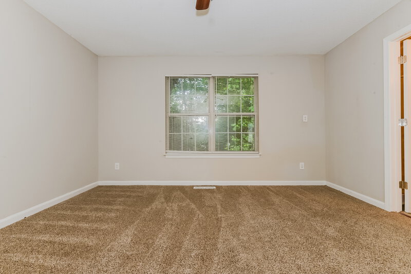 1,945/Mo, 3826 Dogwood Farm Rd Decatur, GA 30034 Master Bedroom View