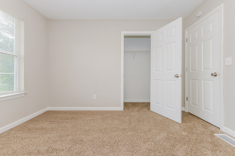 1,945/Mo, 3826 Dogwood Farm Rd Decatur, GA 30034 Bedroom View 2