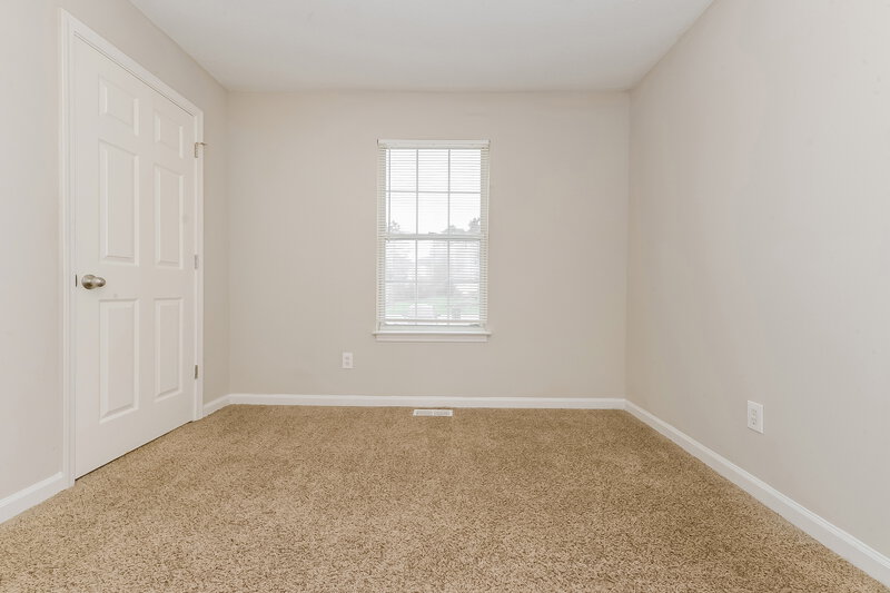 1,945/Mo, 3826 Dogwood Farm Rd Decatur, GA 30034 Bedroom View 3