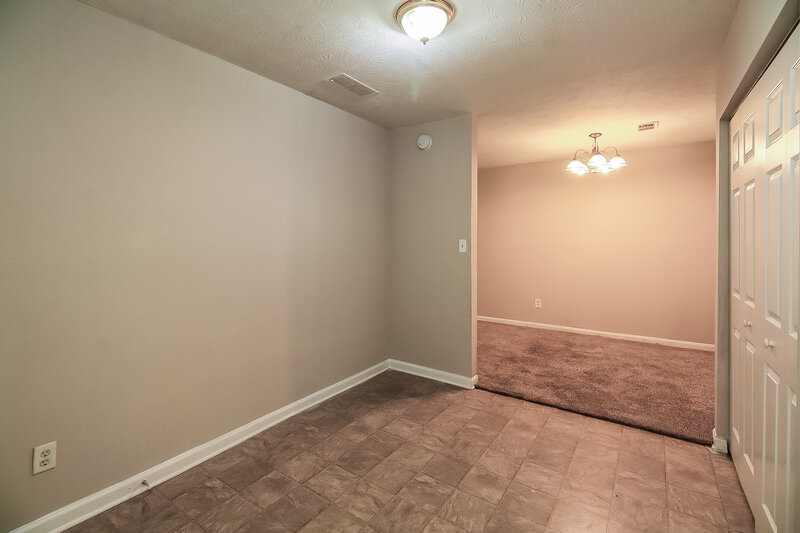 2,290/Mo, 820 Forest Path Stone Mountain, GA 30088 Dining Room View