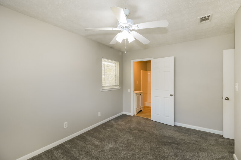 1,655/Mo, 8721 W Bourne Dr Jonesboro, GA 30238 Main Bedroom View 2