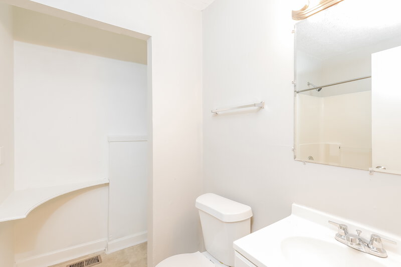1,705/Mo, 8721 W Bourne Dr Jonesboro, GA 30238 Misc View 12