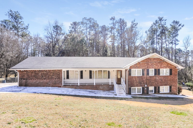 0/Mo, 6399 Evans Mill Way Lithonia, GA 30038 External View