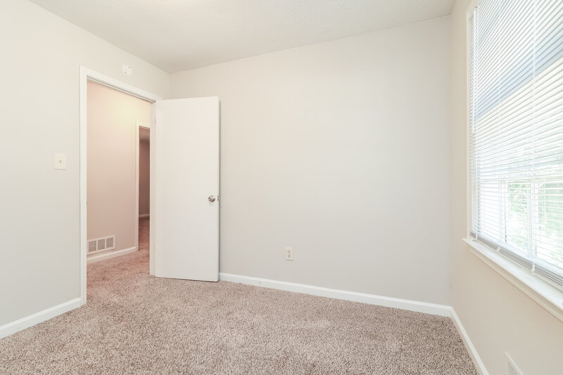 1,760/Mo, 3797 Kathryn Dr SW Atlanta, GA 30331 Bedroom View 2