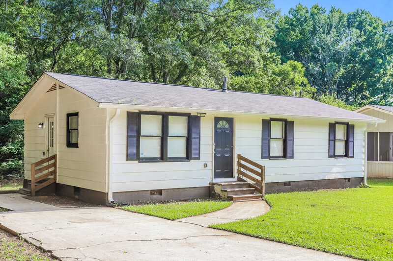 1,355/Mo, 230 King Blvd McDonough, GA 30253 Front View