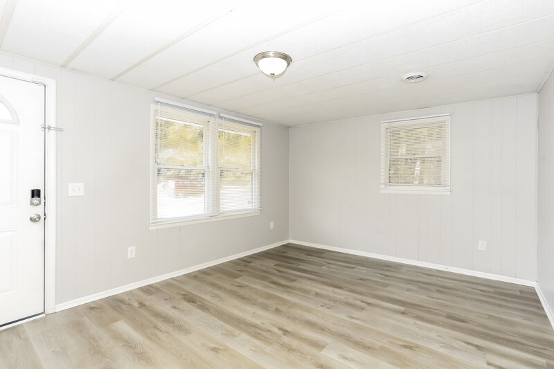 1,355/Mo, 230 King Blvd McDonough, GA 30253 Living Room View